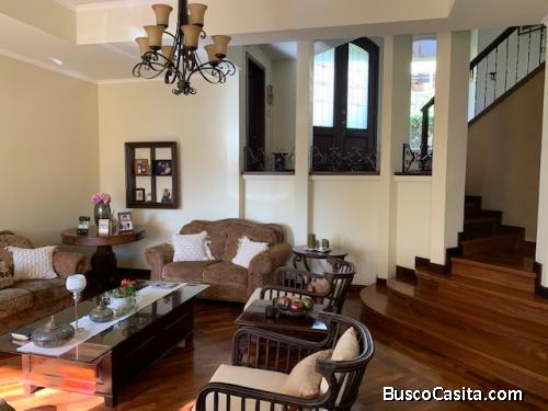 Casa en renta en CONDOMINIO zona 15 Vista Hermosa 2