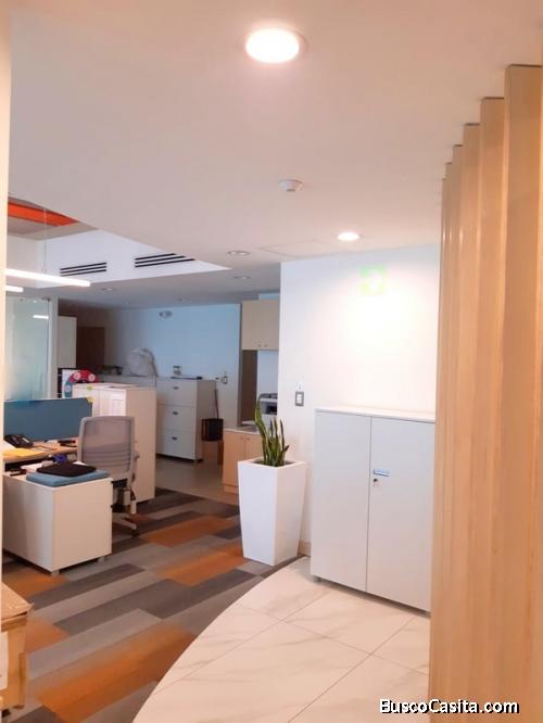 Oficina en renta zona 10 Avía