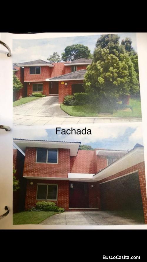 Preciosa casa en venta Zona 15