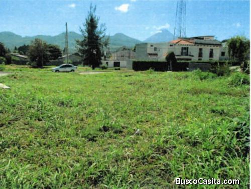 TERRENO EN VENTA DENTRO DE RESIDENCIAL EN MILPAS ALTAS