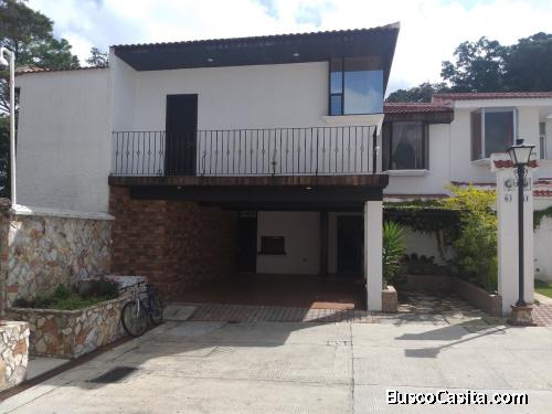 Linda Casa en Venta o Renta Villas de Choacorral