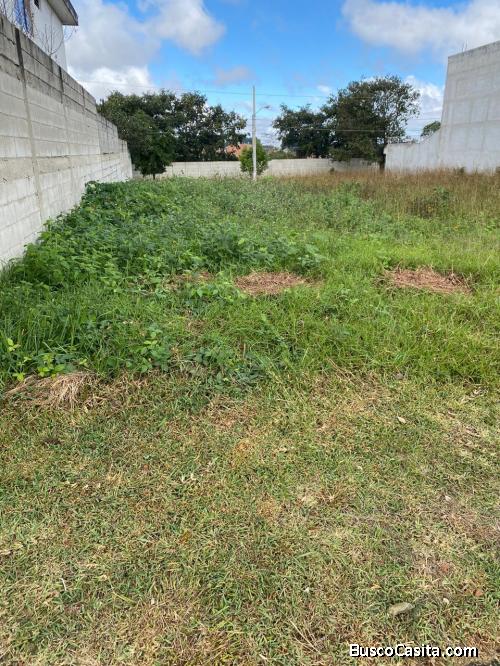 VENDO LINDOS TERRENOS PLANOS, URBANIZADOS DE DIFERENTES MEDIDAS Y PRECIOS EN HACIENDA REAL, PUERTA D