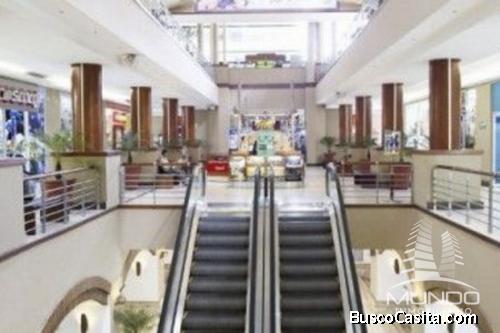 LOCAL EN RENTA EN BLV LOS PROCERES / MUNDO INMOBILIARIO