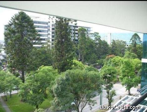 Imponente oficina 710 m2 en Reforma 10 con 30 parqueos