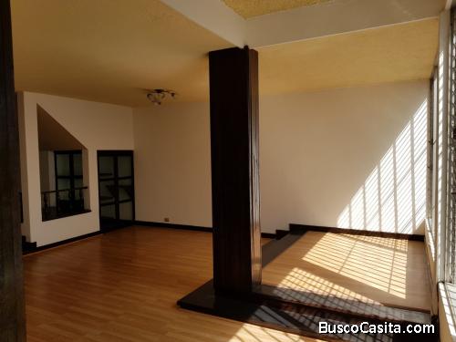 CASA EN VENTA, ZONA 15, VALLES DE VISTA HERMOSA