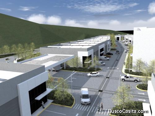 Ofibodega en renta zona 17