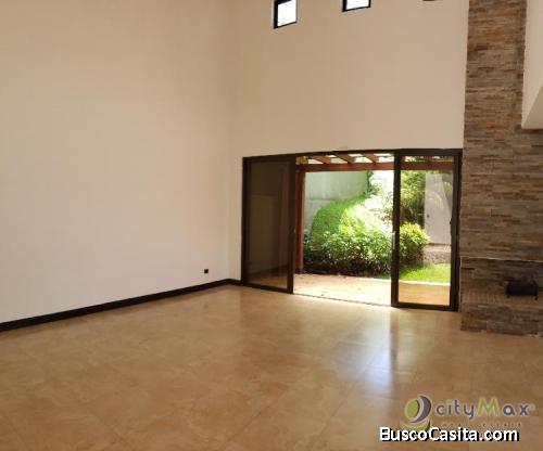 Casa en venta en zona 16 sector de San Gaspar