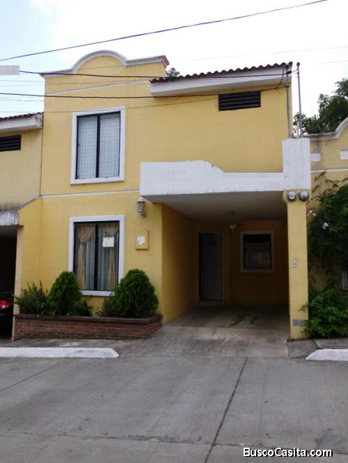 CASA EN EXCLUSIVO CONDOMINIO DE SAN CRISTOBAL