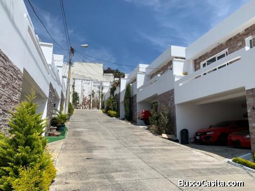 Casa en venta en Condomino cerca de Blvd. Principal