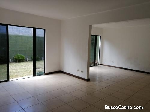 Casa en RENTA Vista Hermosa IV zona 16