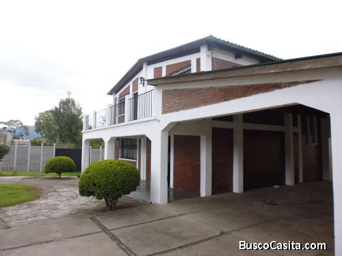 CITYMAX ANTIGUA RENTA CASA AMPLIO CON JARDIN EN SAN LUCAS