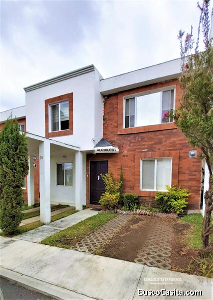 Casa en Santa Catarina Pinula de 3 Habitaciones y 3 Parqueos | AGT504