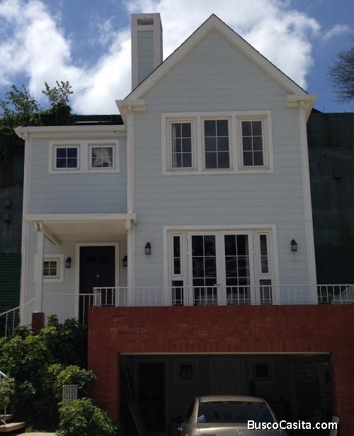 Residencia Zona 10 / Ledp