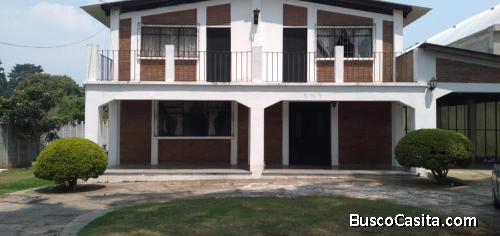 Citymax Antigua Casa grande y amplio jardín en San Lucas