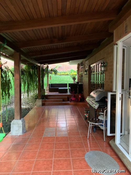 Residencia las Luces/ Ledp