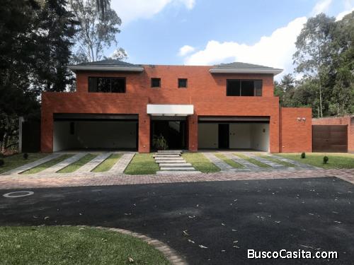 Residencia Zona 16 / Ledp