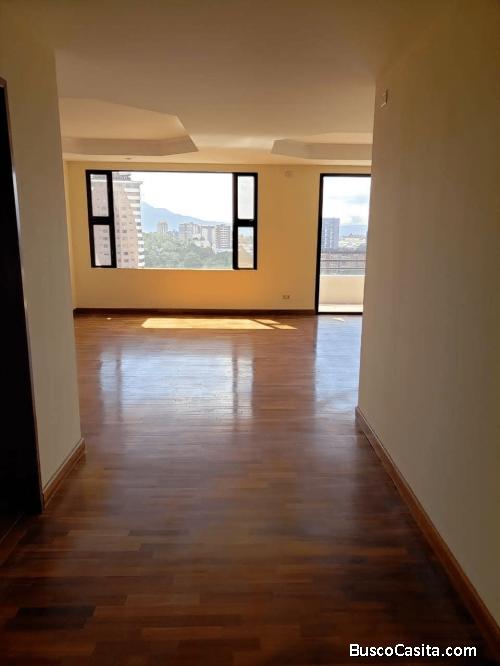 Apartamento Zona 14/ Ledp