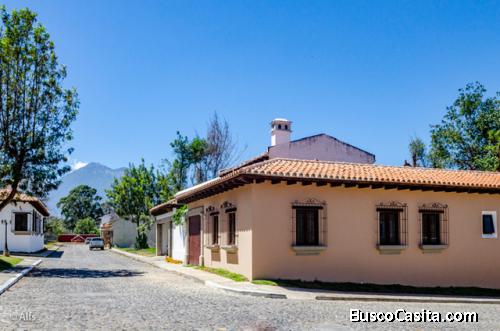 Hermosa casa de 3 habitaciones ubicada en Antigua Guatemala 