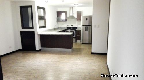  Apartamento en renta zona 15 
