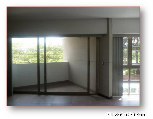 RENTA APARTAMENTO ZONA 15 COLONA TECUN UMAN