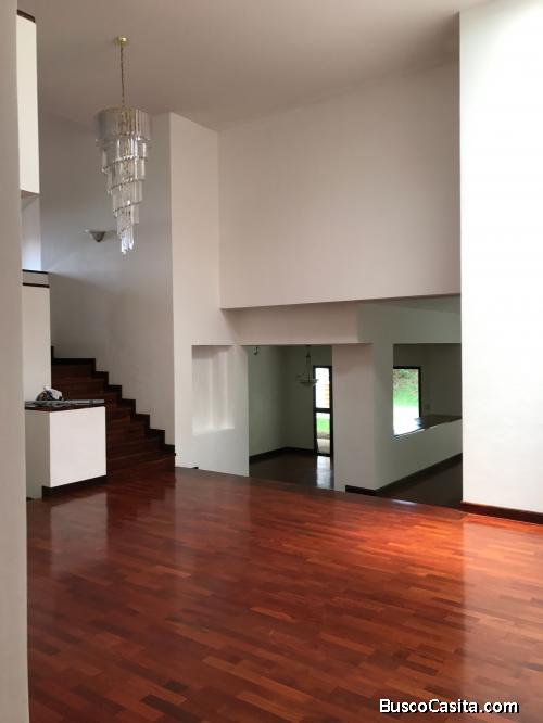 RENTA CASA KM. 13.5 CARRETERA SALVADOR LAS LUCES