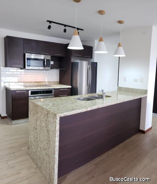 Alquiler Apartamento en Zona 15, 3 habitaciones