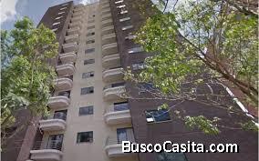 En venta y renta amplio apartamento 3 hab. en zona 14