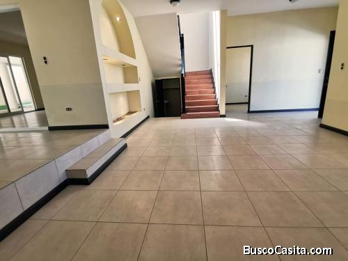 Venta Casa km.18.5 Carretera El Salvador, 4 habitaciones