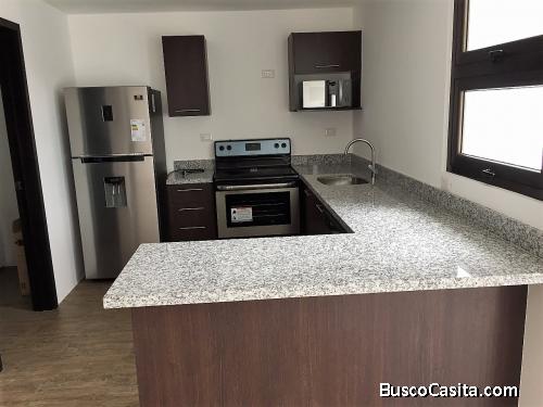 Venta Apartamento Zona 15, punto cèntrico, Edificio Moderno