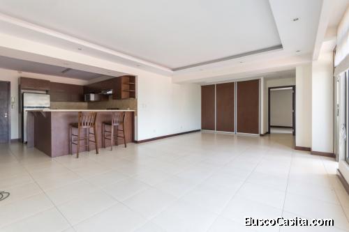 Apartamento en Renta Zona 14 