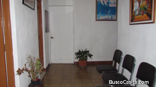OFICINAS EN RENTA ZONA 10 SECTOR 19 CALLE