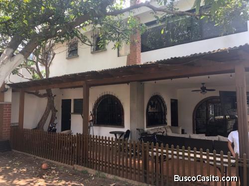 Residencia Zona 13/ Ledp