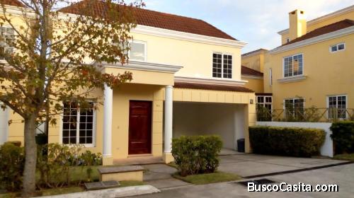 Casa en Renta y/o Venta Km 20.5 Residenciales Entreverdes.