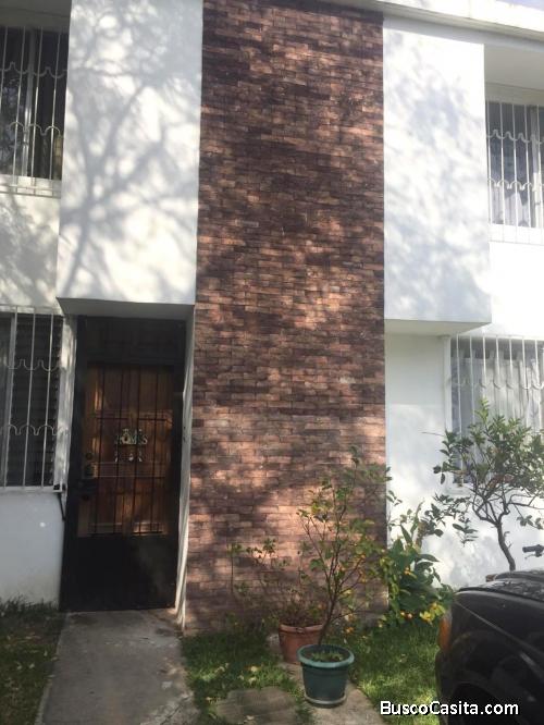 Casa en Venta Zona 14
