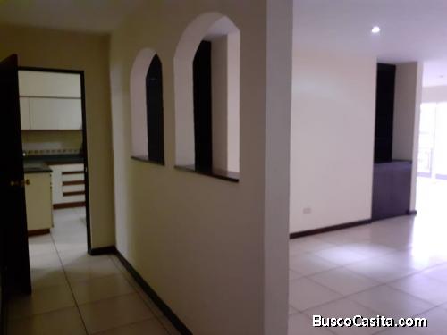VENDO APARTAMENTO ZONA 15 VISTA HERMOSA II