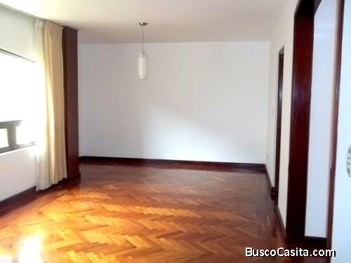 Apartamento en Renta Zona 10  