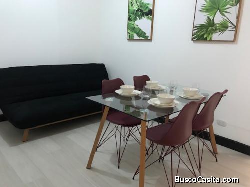 Apartamento de 2 habitaciones totalmente amueblado y remodelado con acabados modernos zona 1
