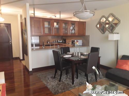 Apartamento en alquiler/venta, zona 14.