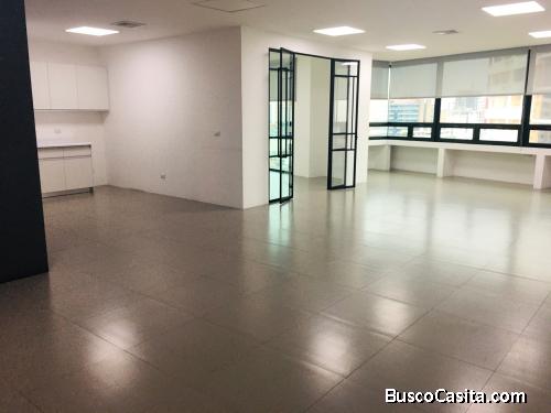 Oficina en Renta Zona 13