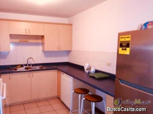 Renta Apartamento zona 14 amueblado