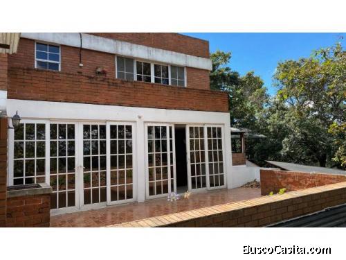 APARTAMENTO AMUEBLADO EN RENTA ZONA 15 VHI