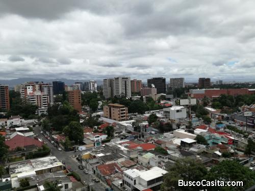 Apartamento con bonitas vistas en renta zona 10