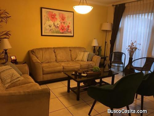 VENDO CASA BOSQUES DE LA FONTANA ZONA 4 DE MIXCO