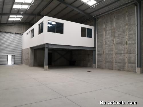 VENDO OFIBODEGA ZONA 4 DE MIXCO