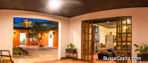 Casa Amueblada en Venta y Renta Antigua Guatemala