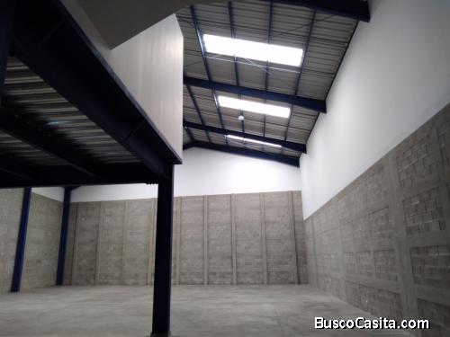 Ofibodega en excelente ubicación al final de Condado Naranjo. 