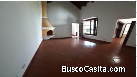 Casa en Alquiler en Antigua Guatemala