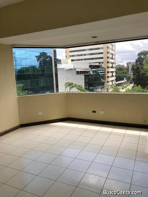 Apartamento en renta zona 14