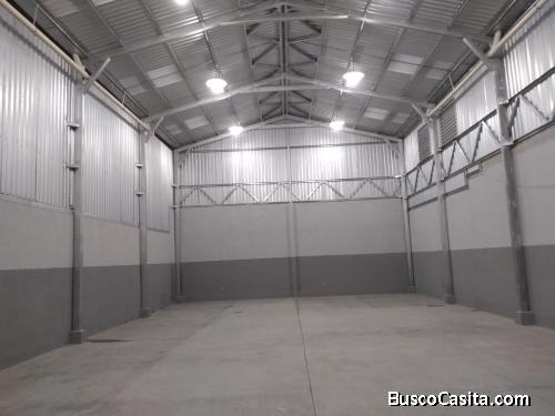 Bodega en alquiler en Colonia Alvarado Zona 3 Mixco