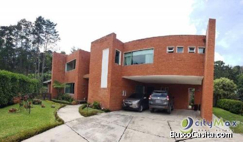Venta De Casa En Santa Rosalia 